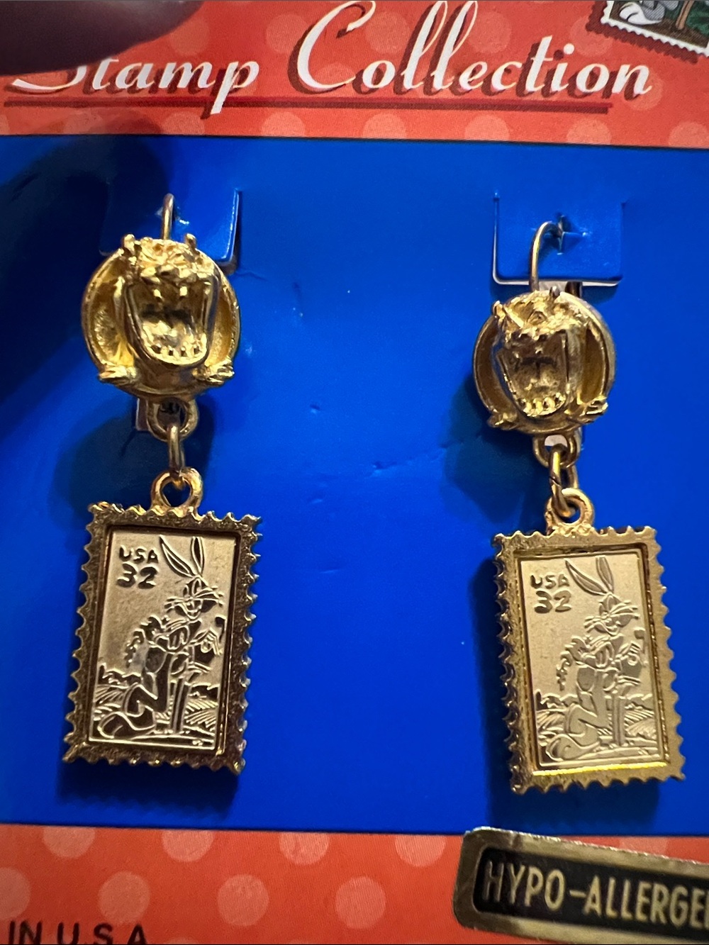 3/$18 Warner Bros. Gold-tone Bugs Bunny Stamp Dangle Earrings Lot 2163